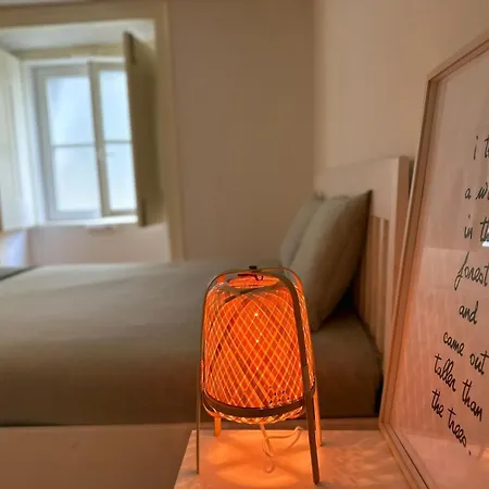 Privade In Baixa With Private Bathroom * ליסבון