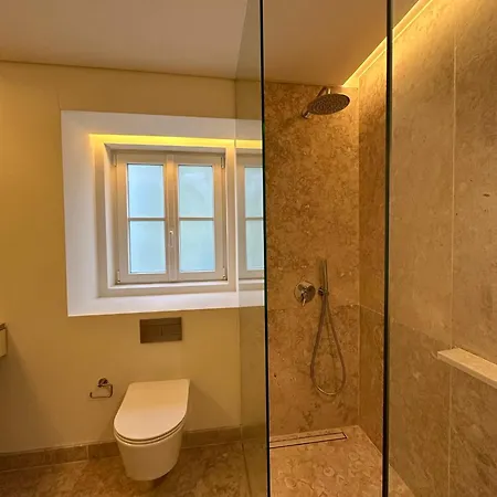 Ubytování v soukromí Privade In Baixa With Private Bathroom *