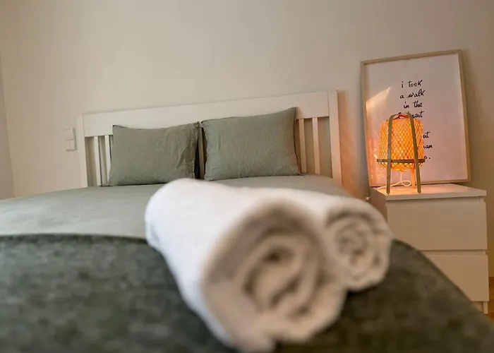 Privade In Baixa With Private Bathroom Privatunterkunft *