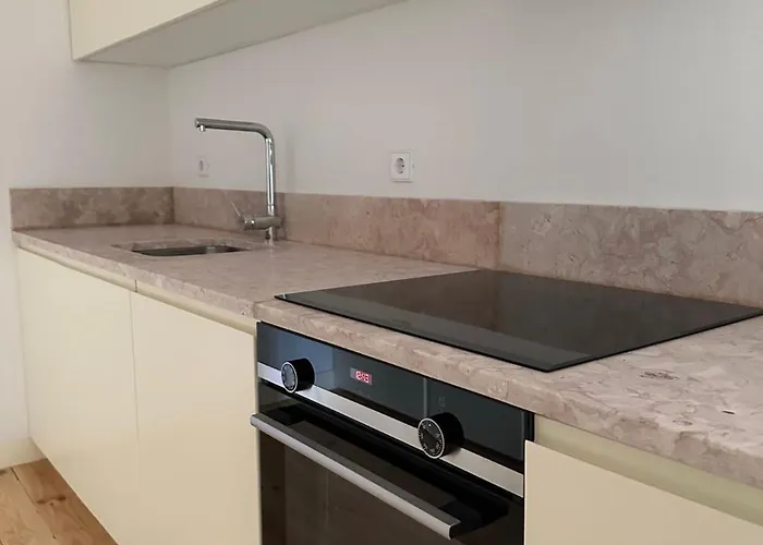 Privade In Baixa With Private Bathroom ホームステイ *