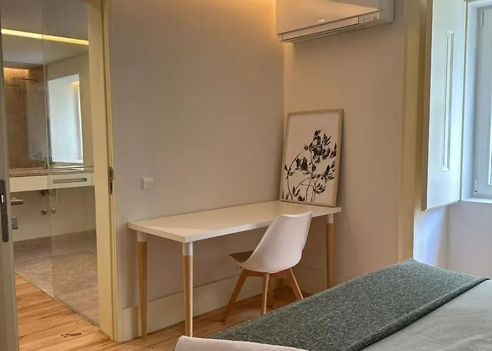 Privade In Baixa With Private Bathroom