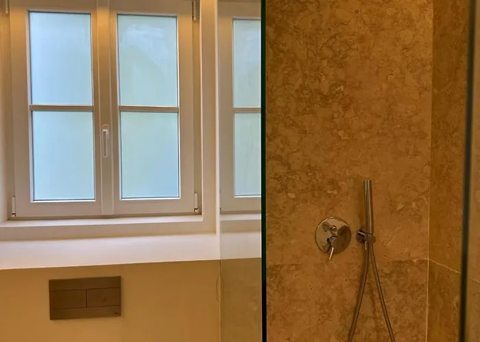 ホームステイ Privade In Baixa With Private Bathroom