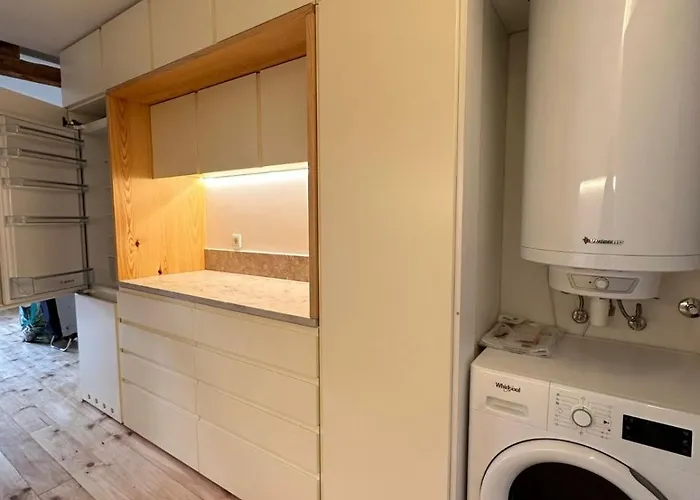 Privade In Baixa With Private Bathroom ホームステイ リスボン