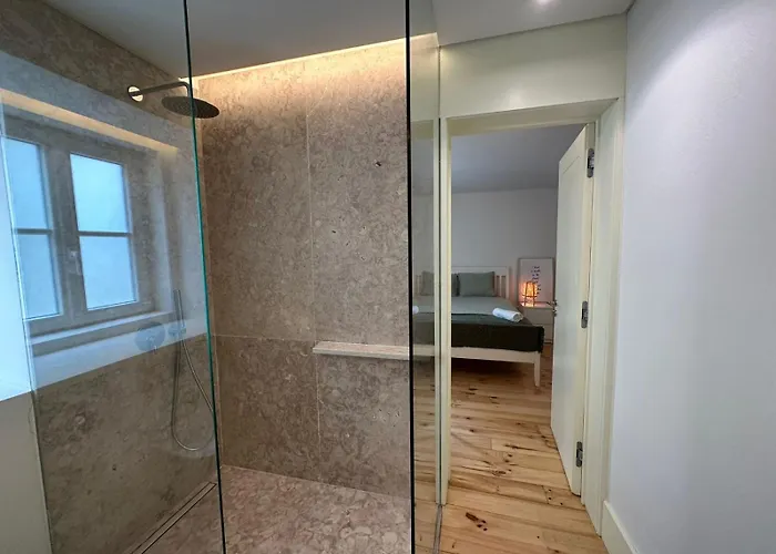 Privade In Baixa With Private Bathroom Privatunterkunft