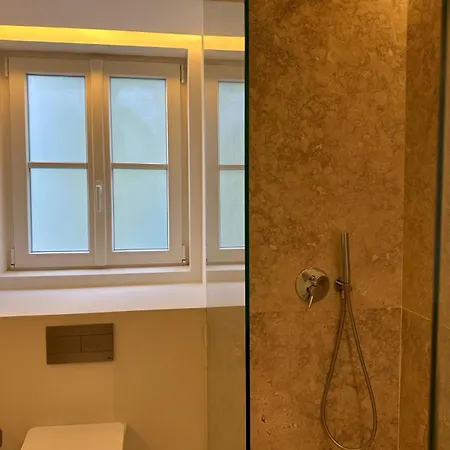בית אירוח Privade In Baixa With Private Bathroom