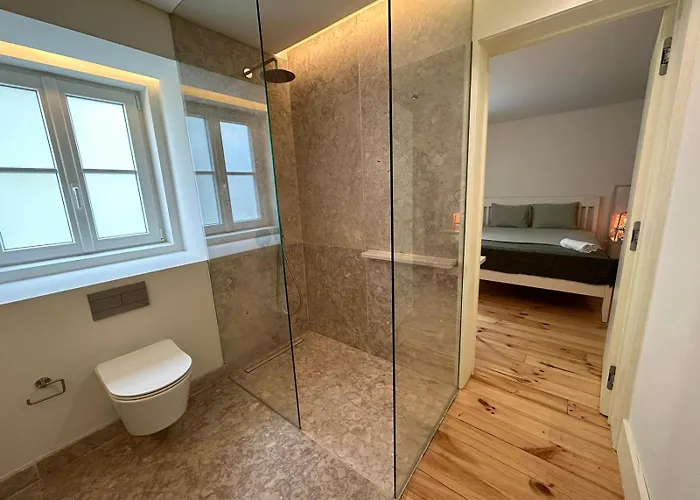 Privade In Baixa With Private Bathroom *