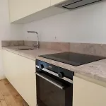 Privade In Baixa With Private Bathroom Pansiyon *